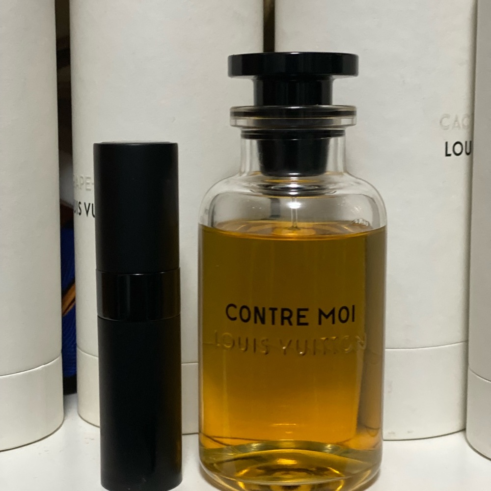 🦄💎Louis Vuitton 8 ml travel size contre moi.